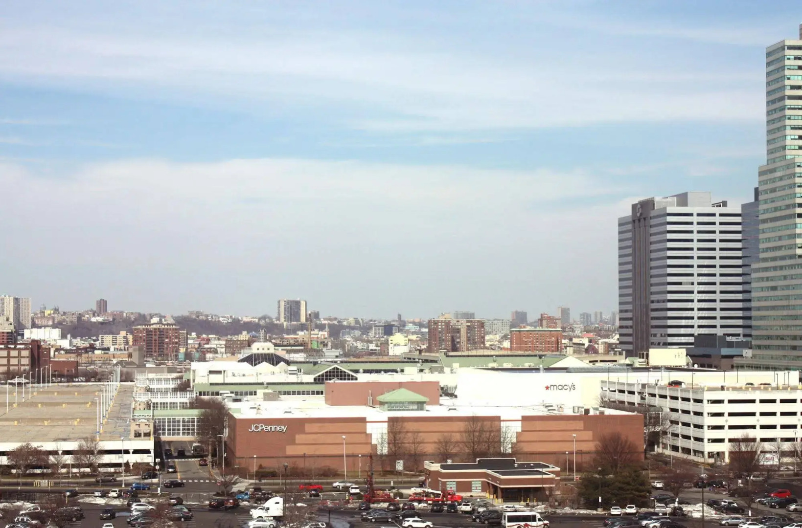 Dharma Home Suites JC at the Arts District