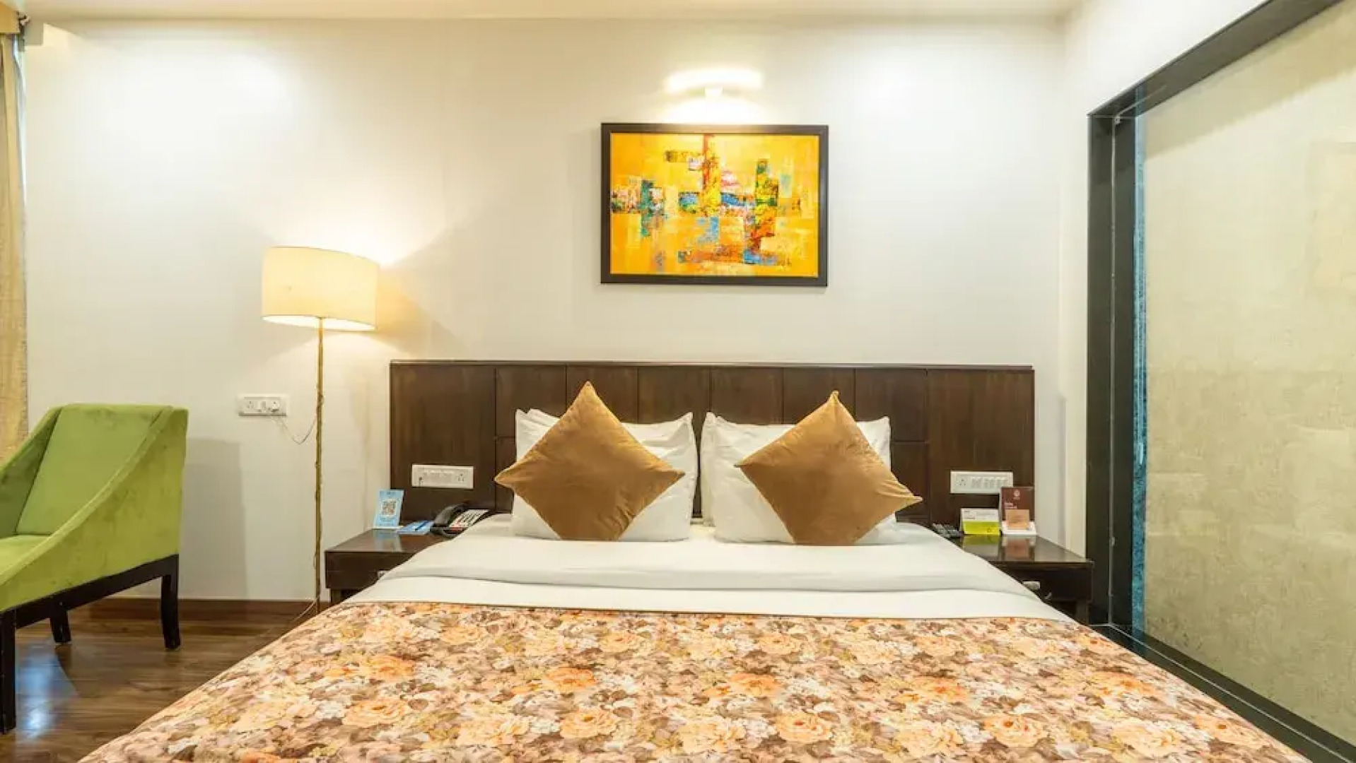 Woodrock Hotel Manali