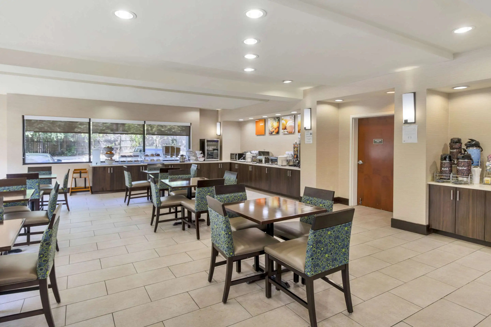 Comfort Suites Columbia Northeast - Fort Jackson