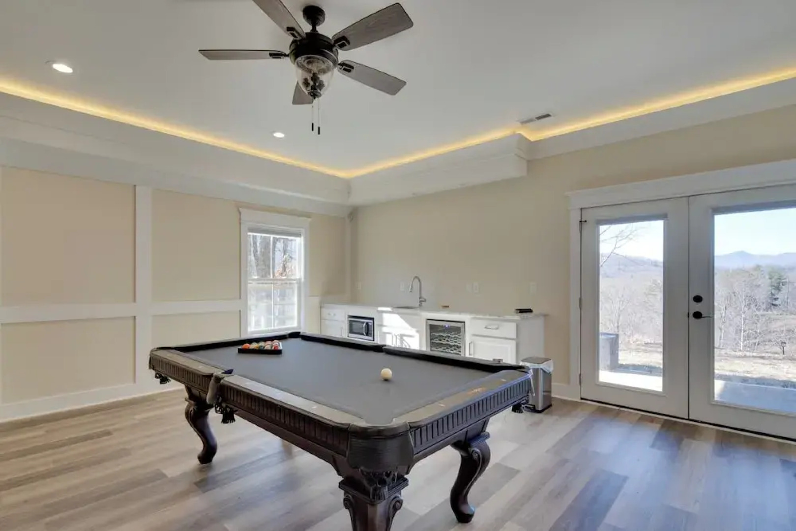 Waynesville House: Fire Pit + Mountain Views!