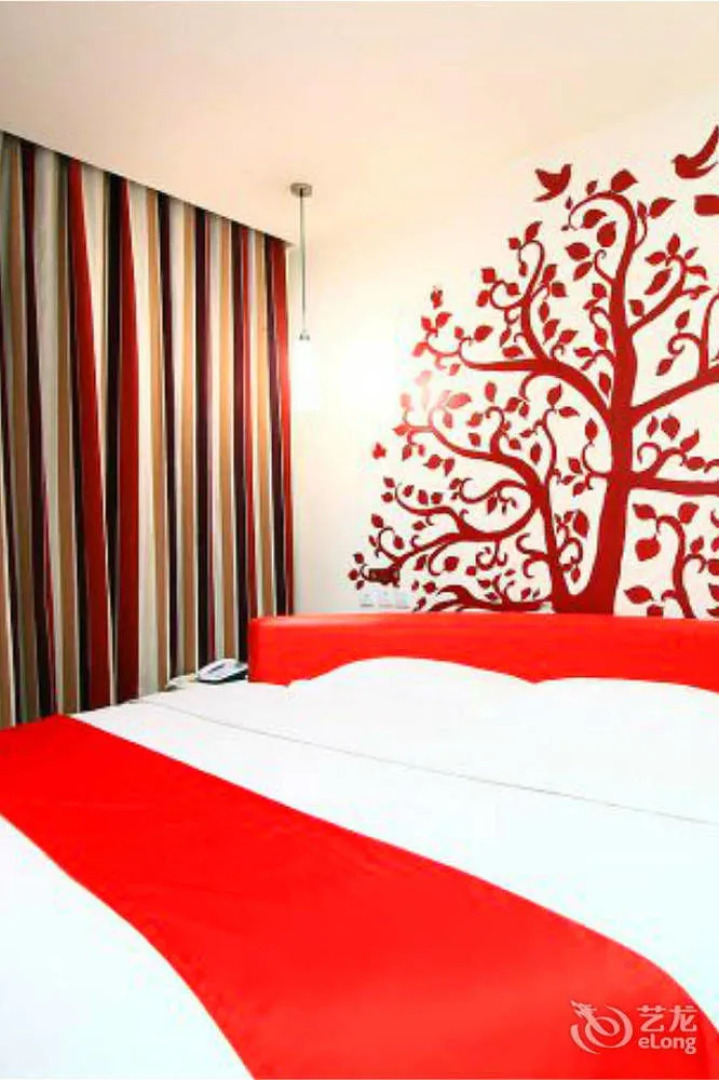 Galaxy Vanguard Boutique Hotel