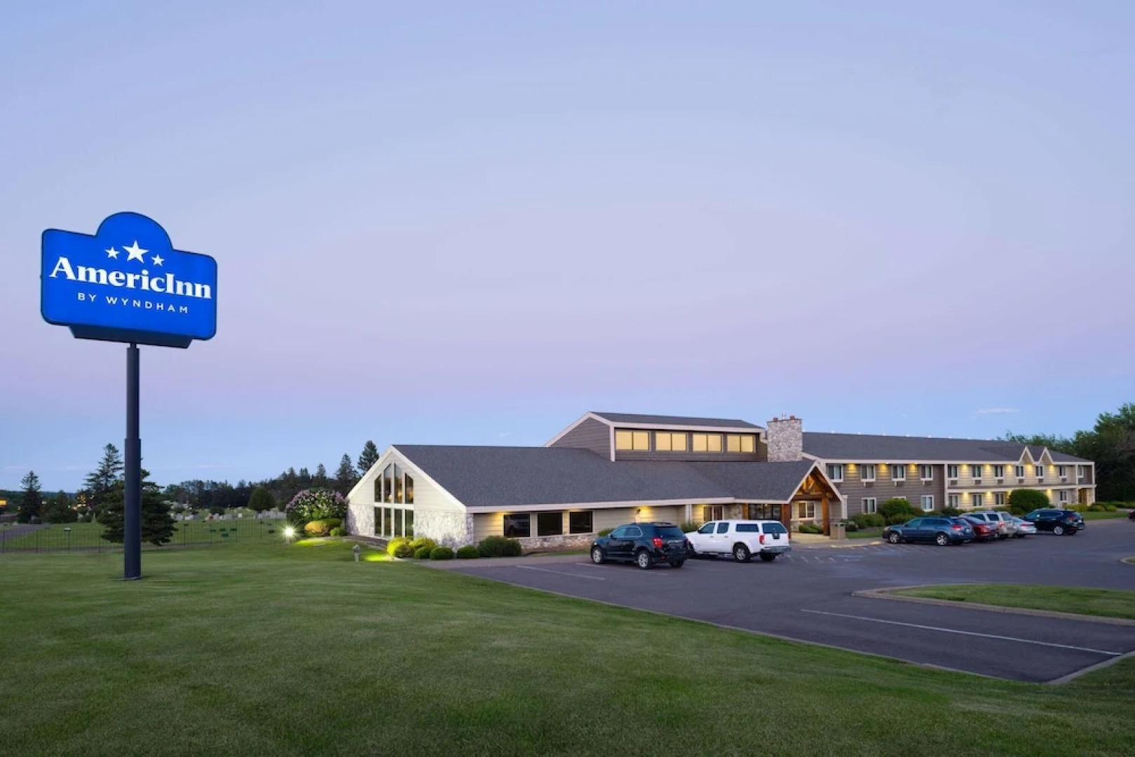 AmericInn Two Harbors