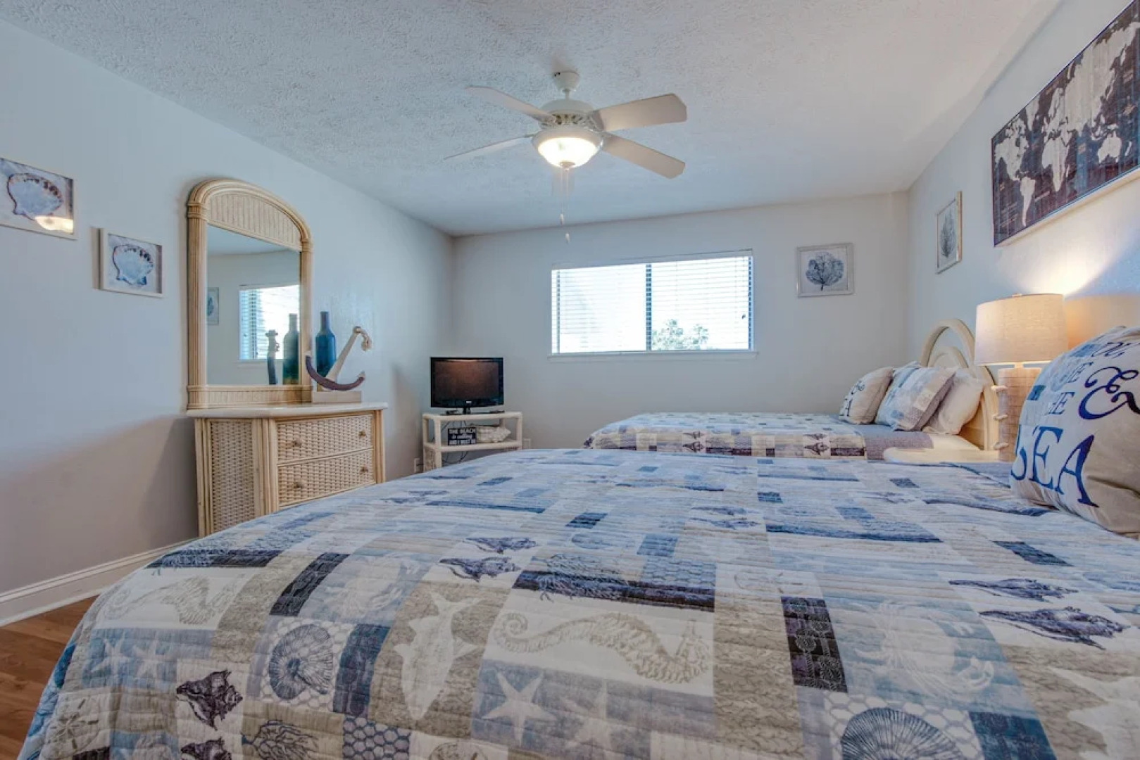 Sandy Toes by Book That Condo