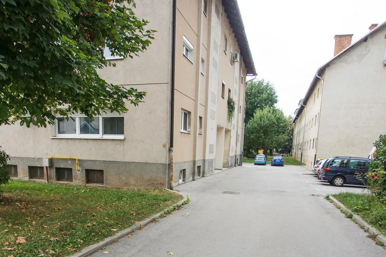 Goldenfields apartment