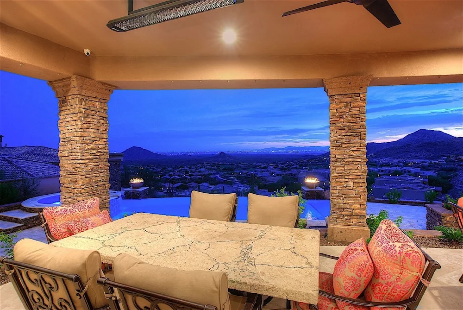 Palisades Estate 5 BR by Casago