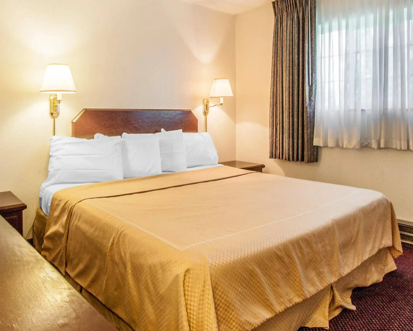 Rodeway Inn & Suites Portland West - Beaverton