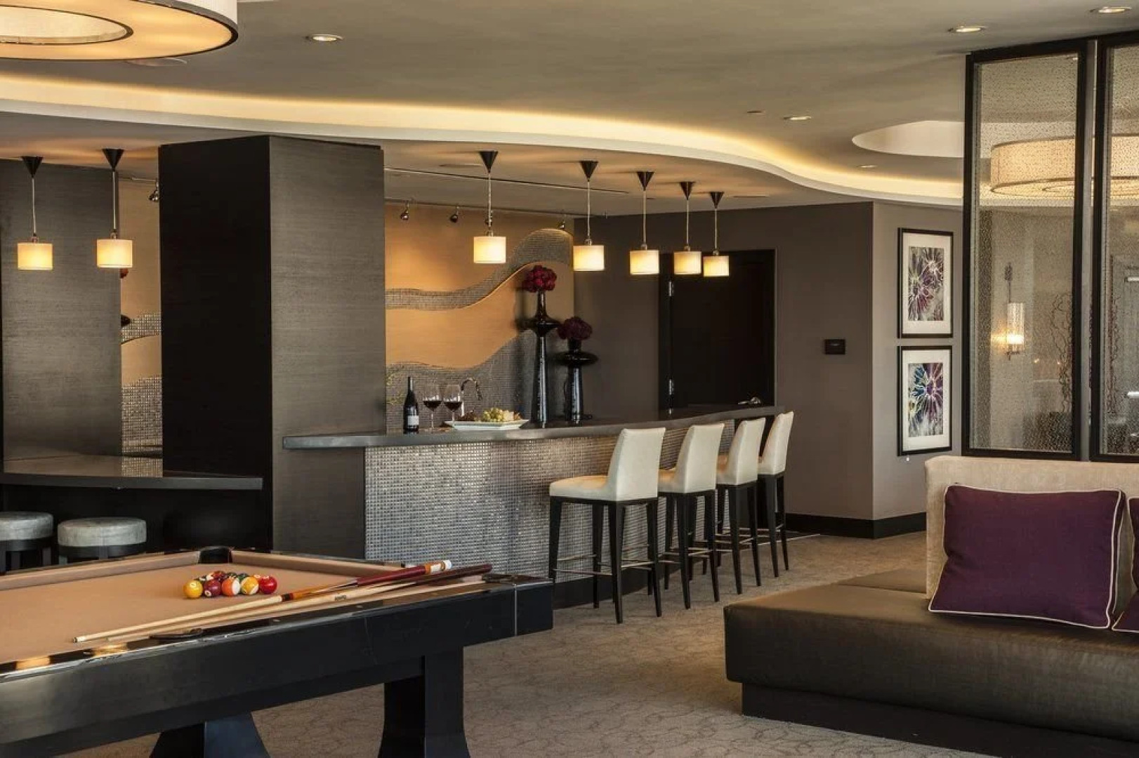 National at Ballston Metro