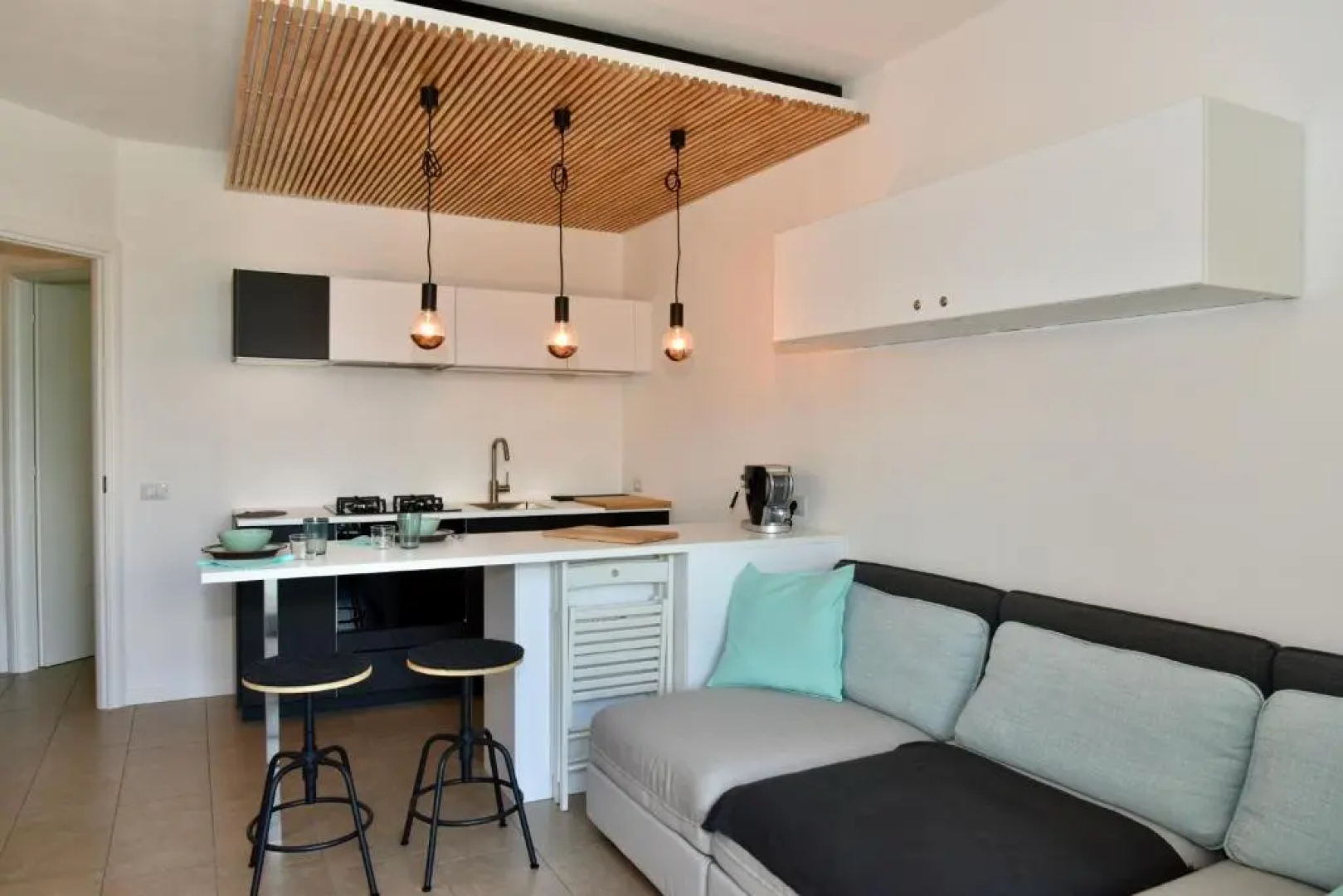 Italian Vacation Homes - La Petite Maison du Lac