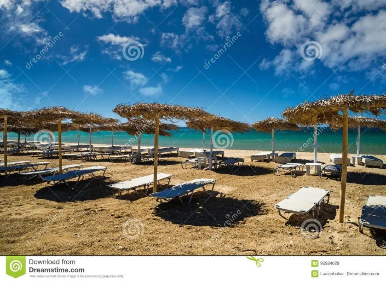 Kiki's Dream Refurbished Apartment With a Bacony and sea Views