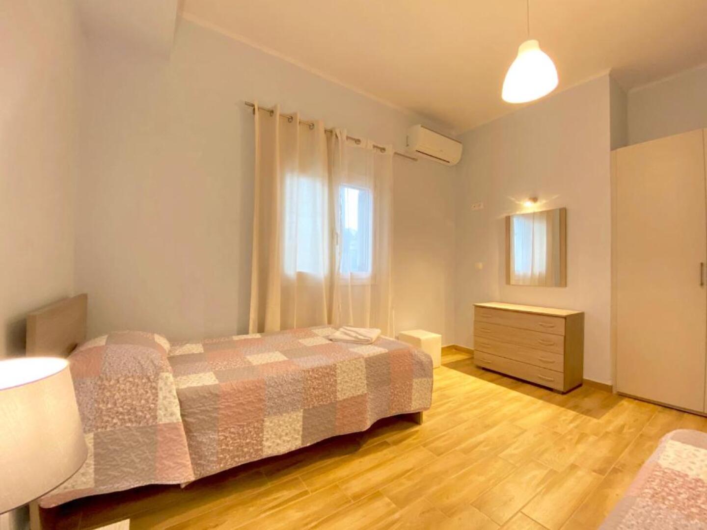 Nissaki Apartments and Vasilis House