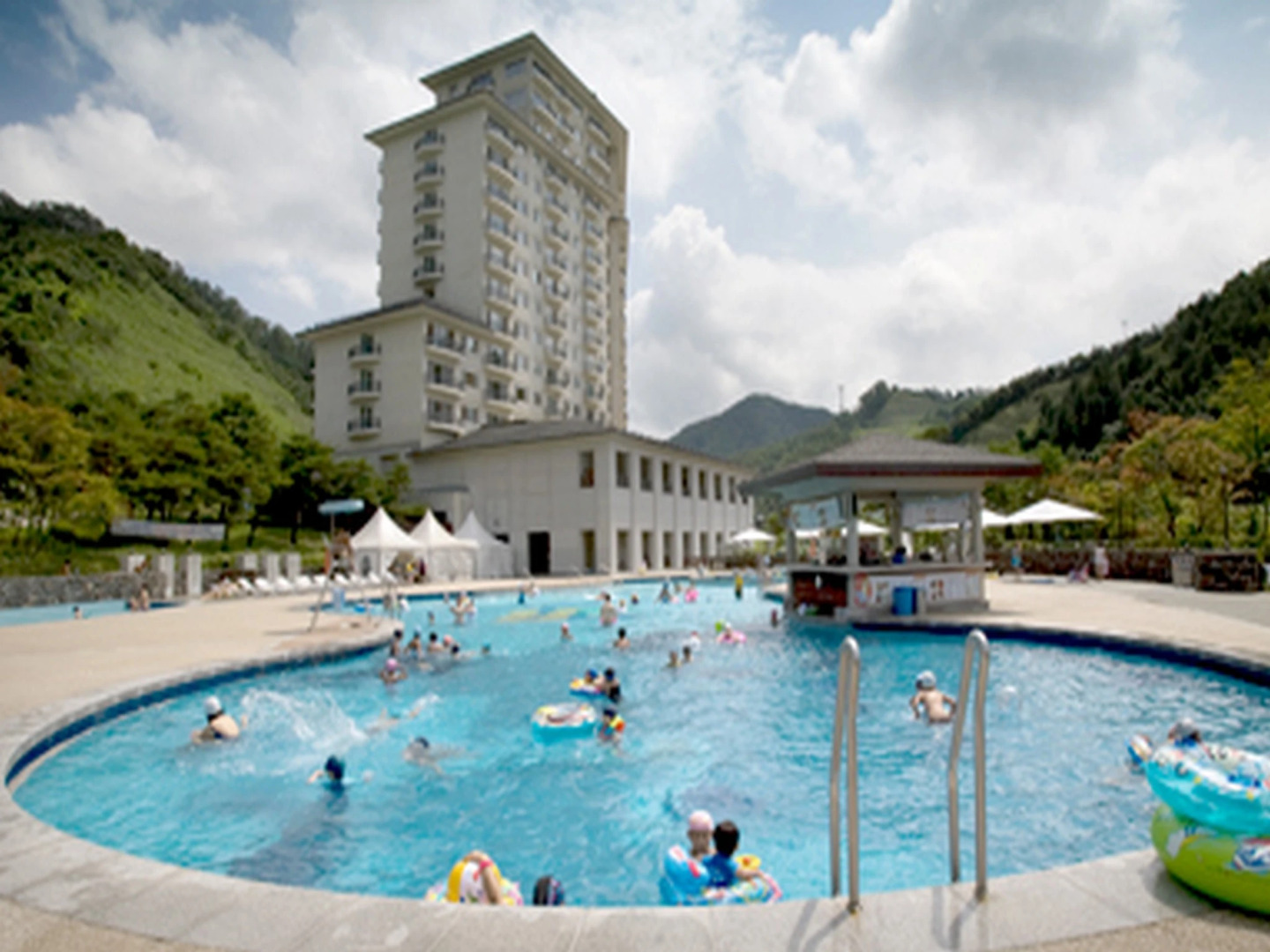 Elysian Gangchon Resort