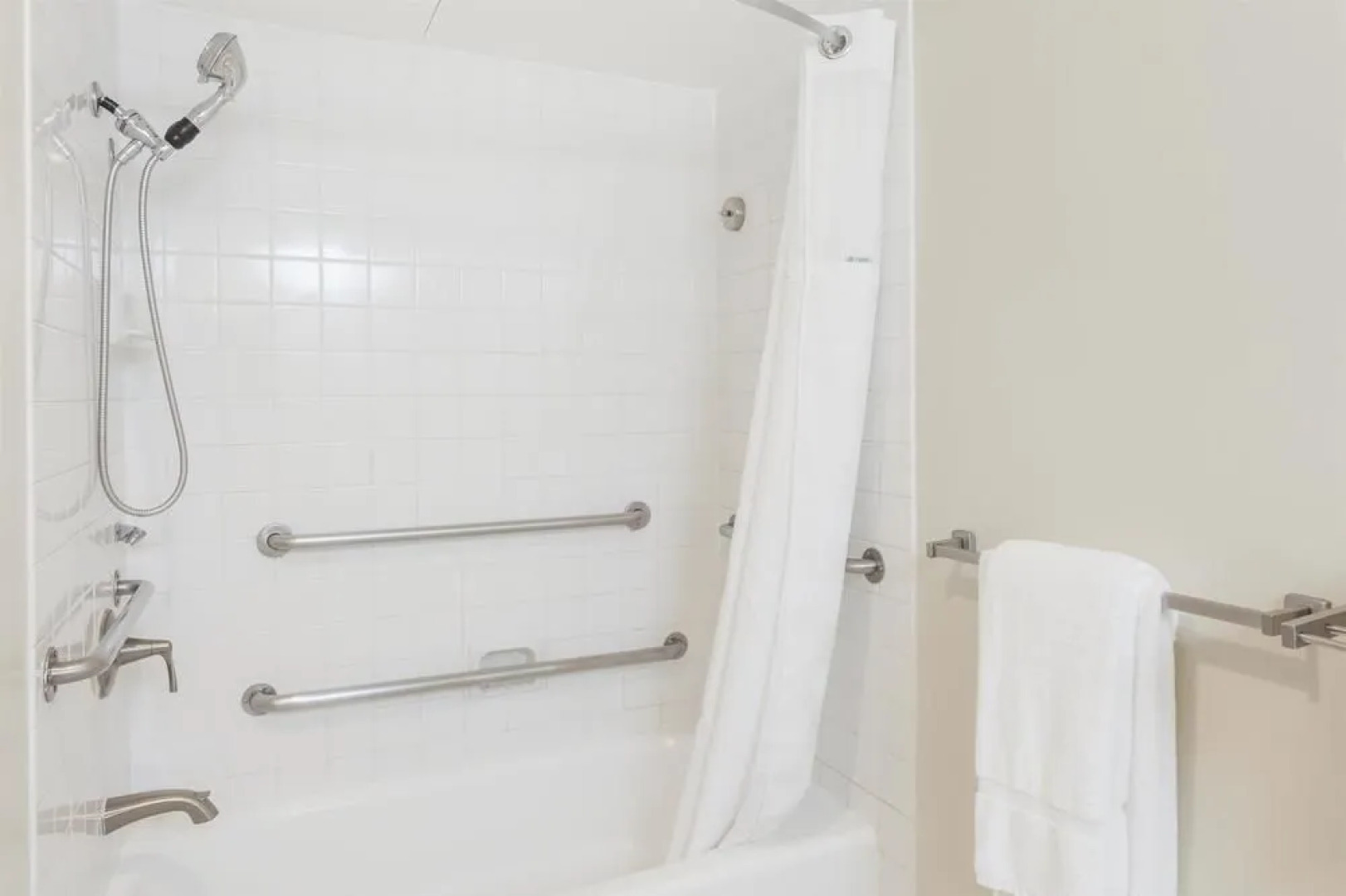 Ramada Plaza Garden Grove