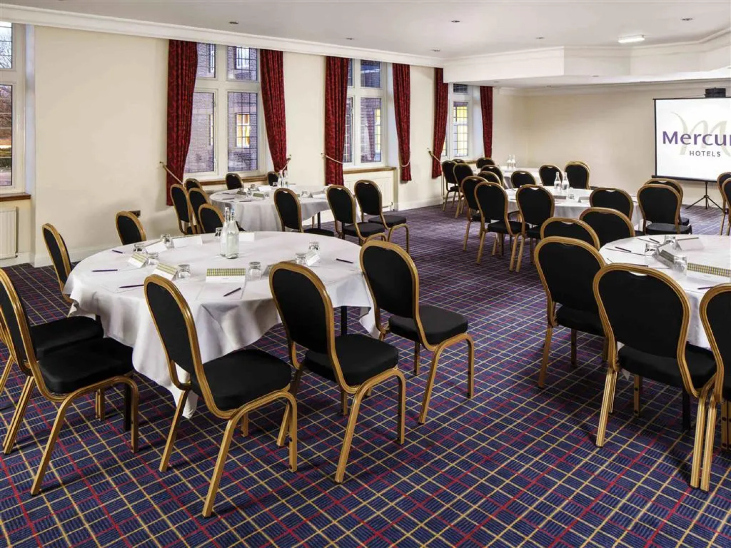 Mercure Leeds Parkway Hotel