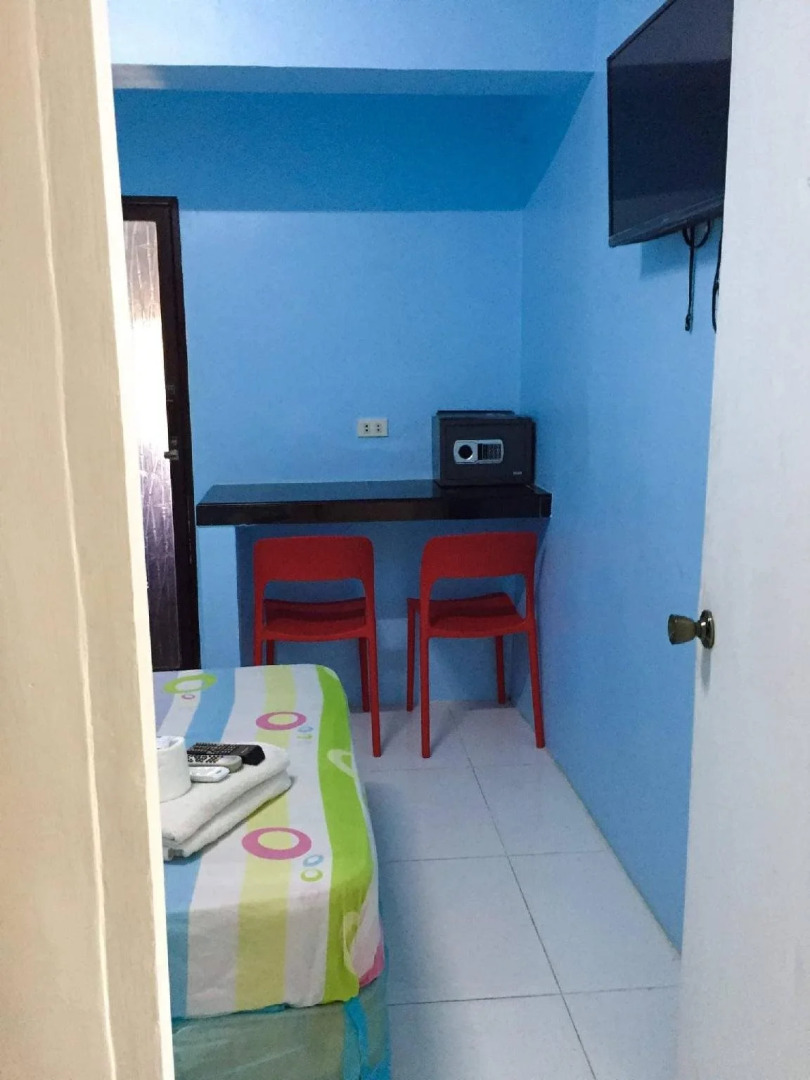 Gum Leaves Hotel and Restaurant