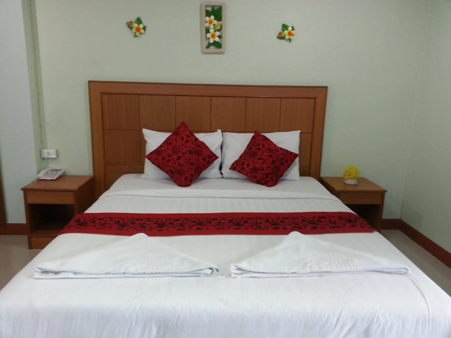 See View Riverside Hotel