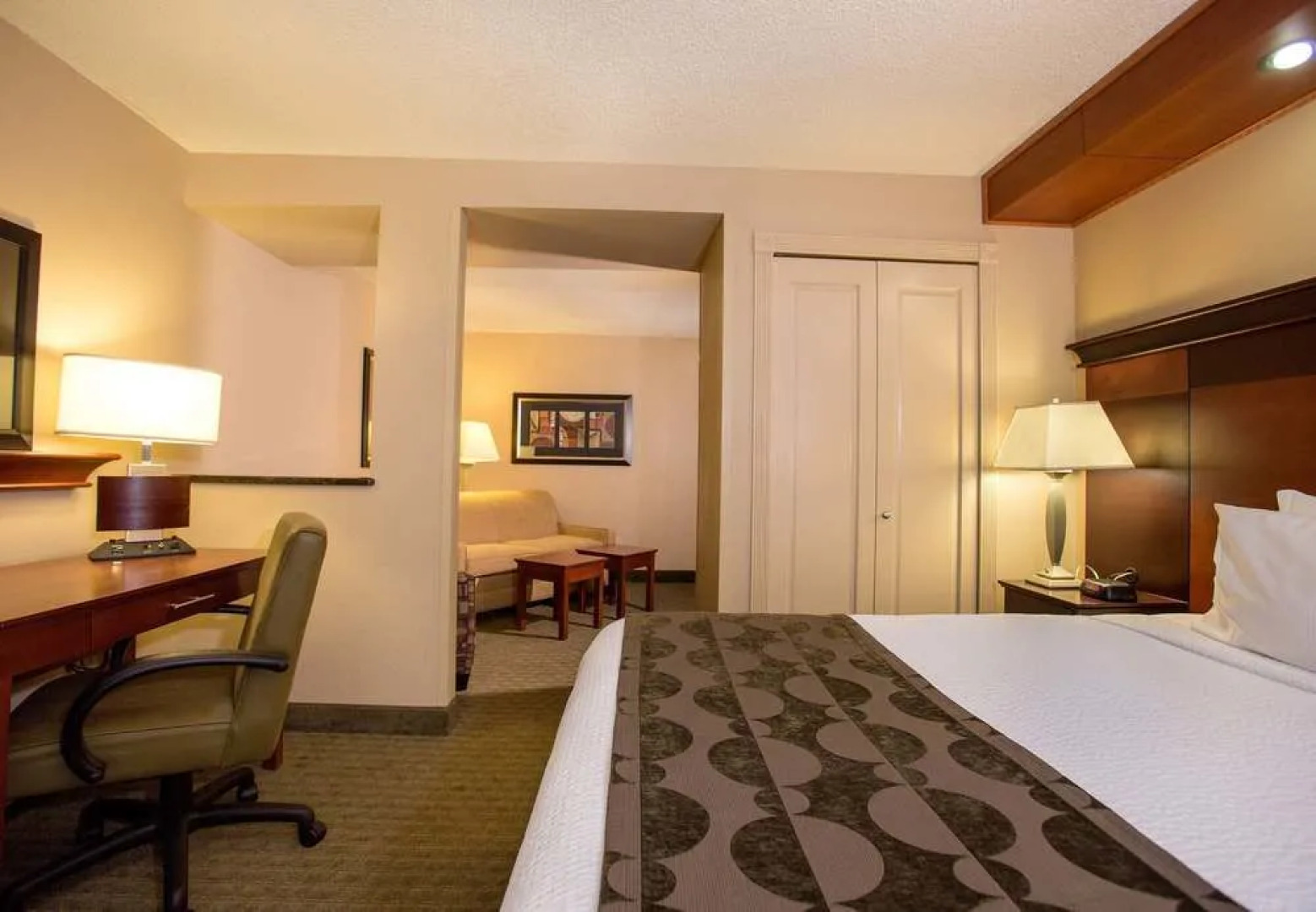 Fairfield Inn & Suites Detroit Livonia