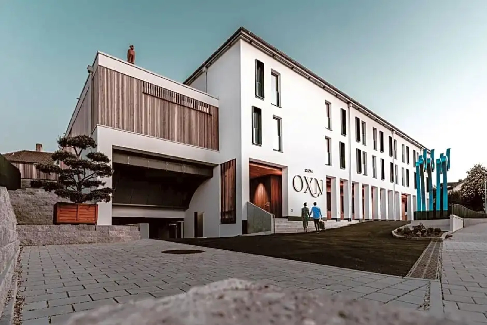 zumOXN Hotel & Restaurant