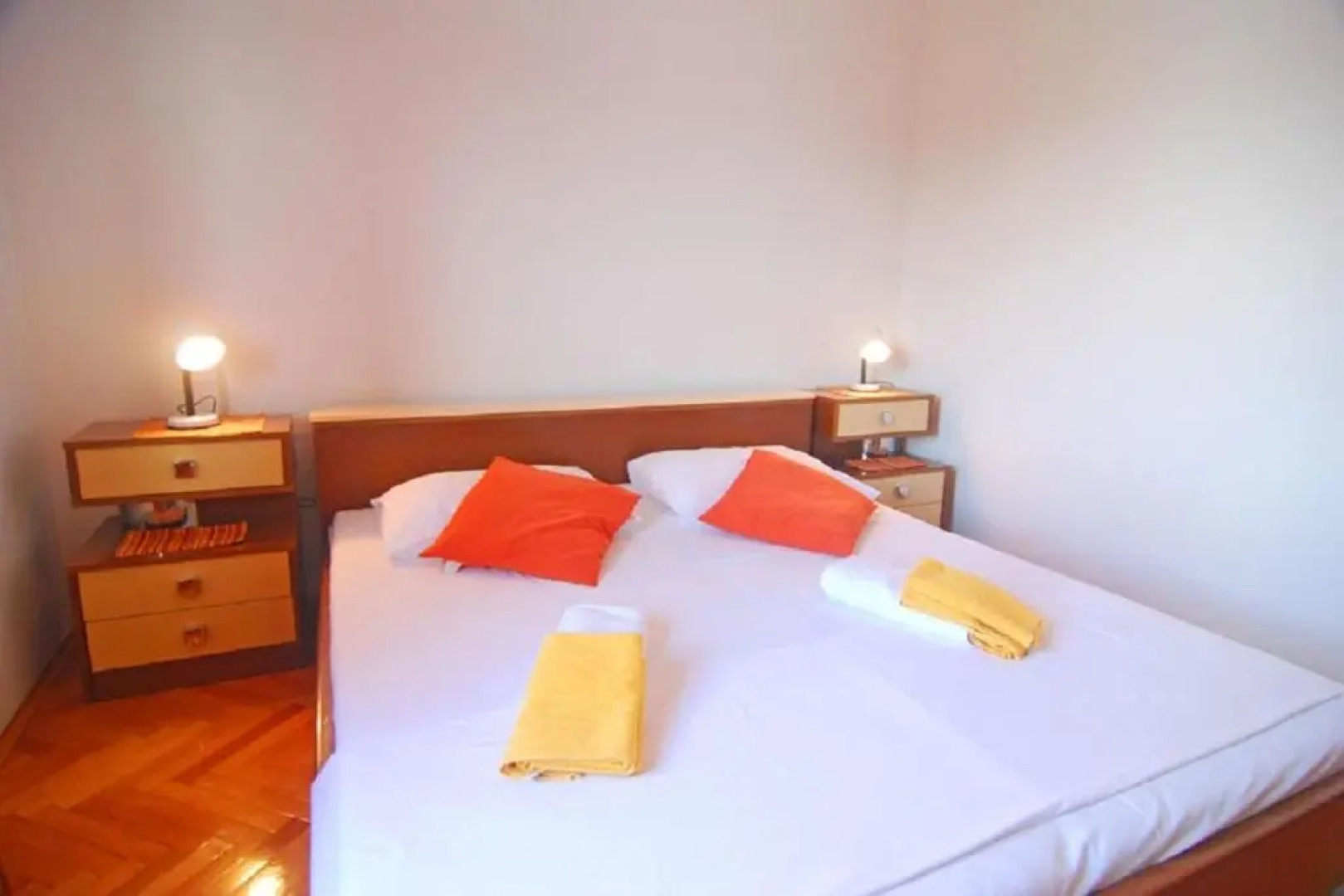 Apartment Bela1- close to the beach