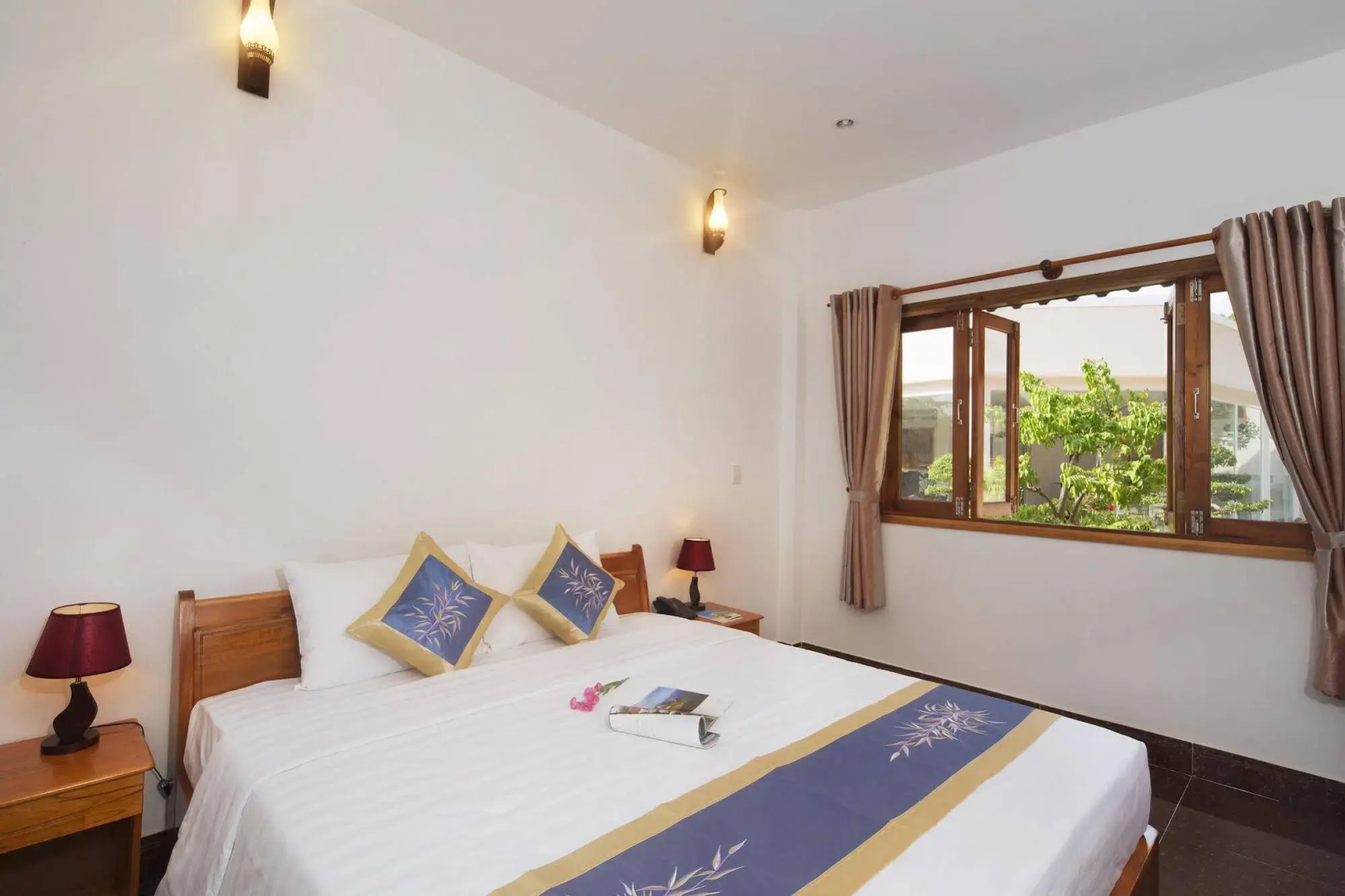 Hong Bin Bungalow Resort