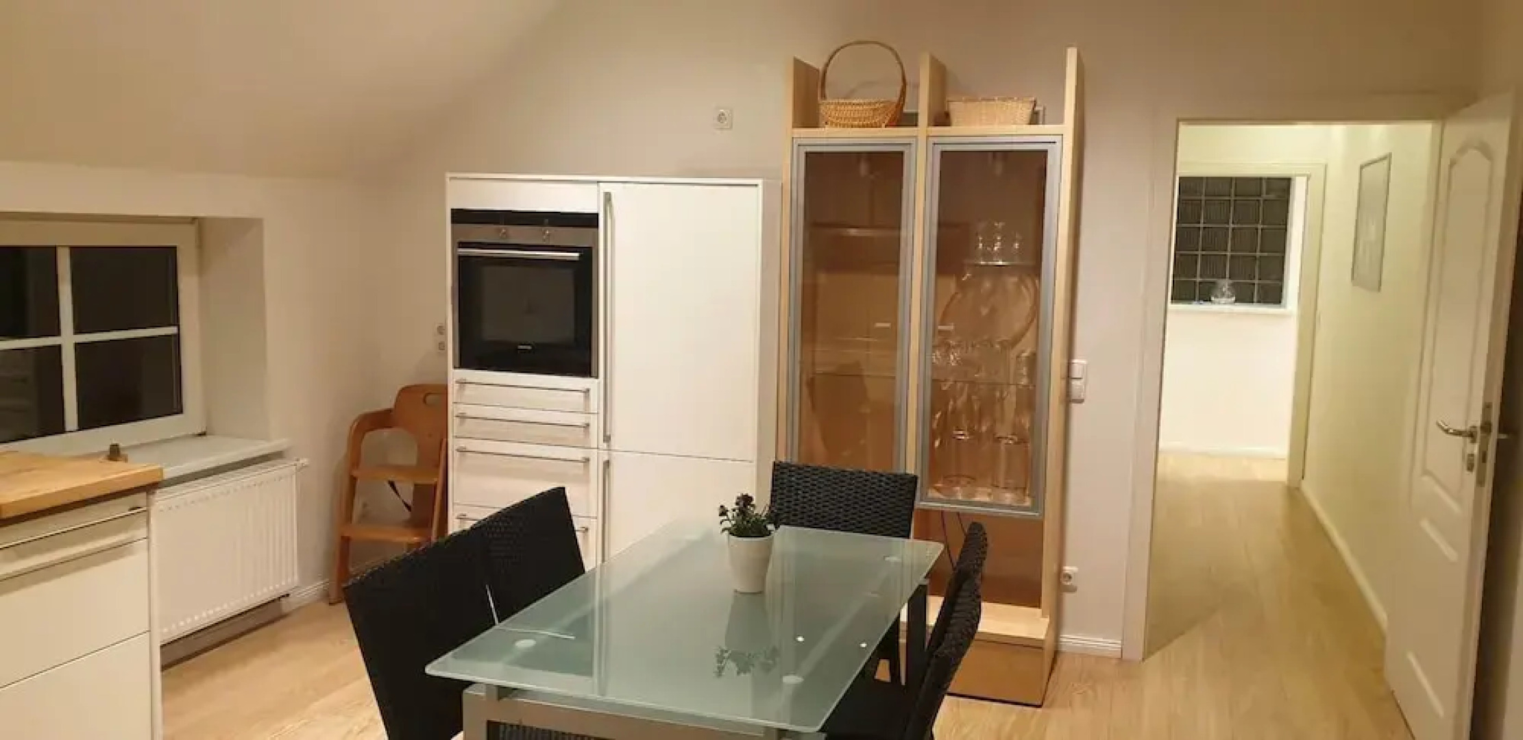 Apartment With Garden and City View