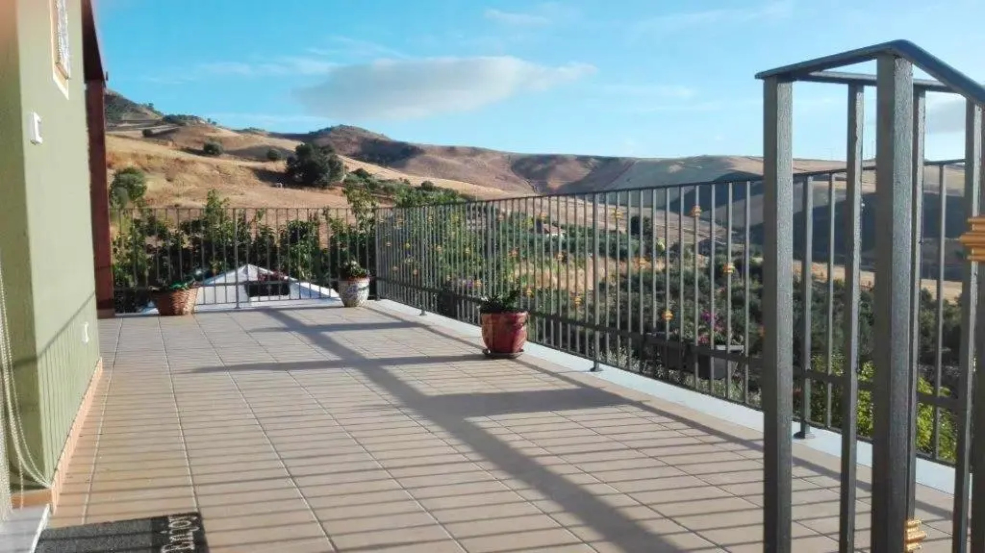 Studio with furnished garden at Lercara Friddi