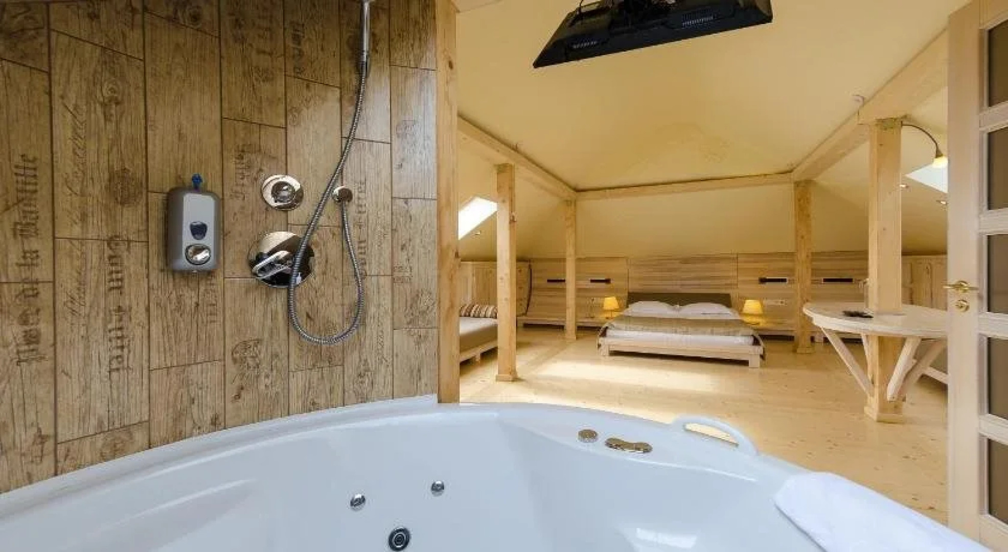 Хата Гуцула