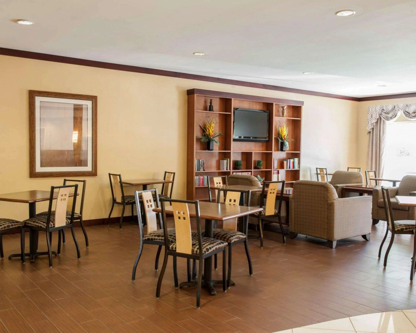 Comfort Suites Southport