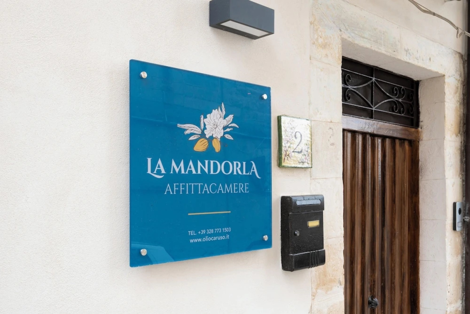 Room-luxury Room La Mandorla