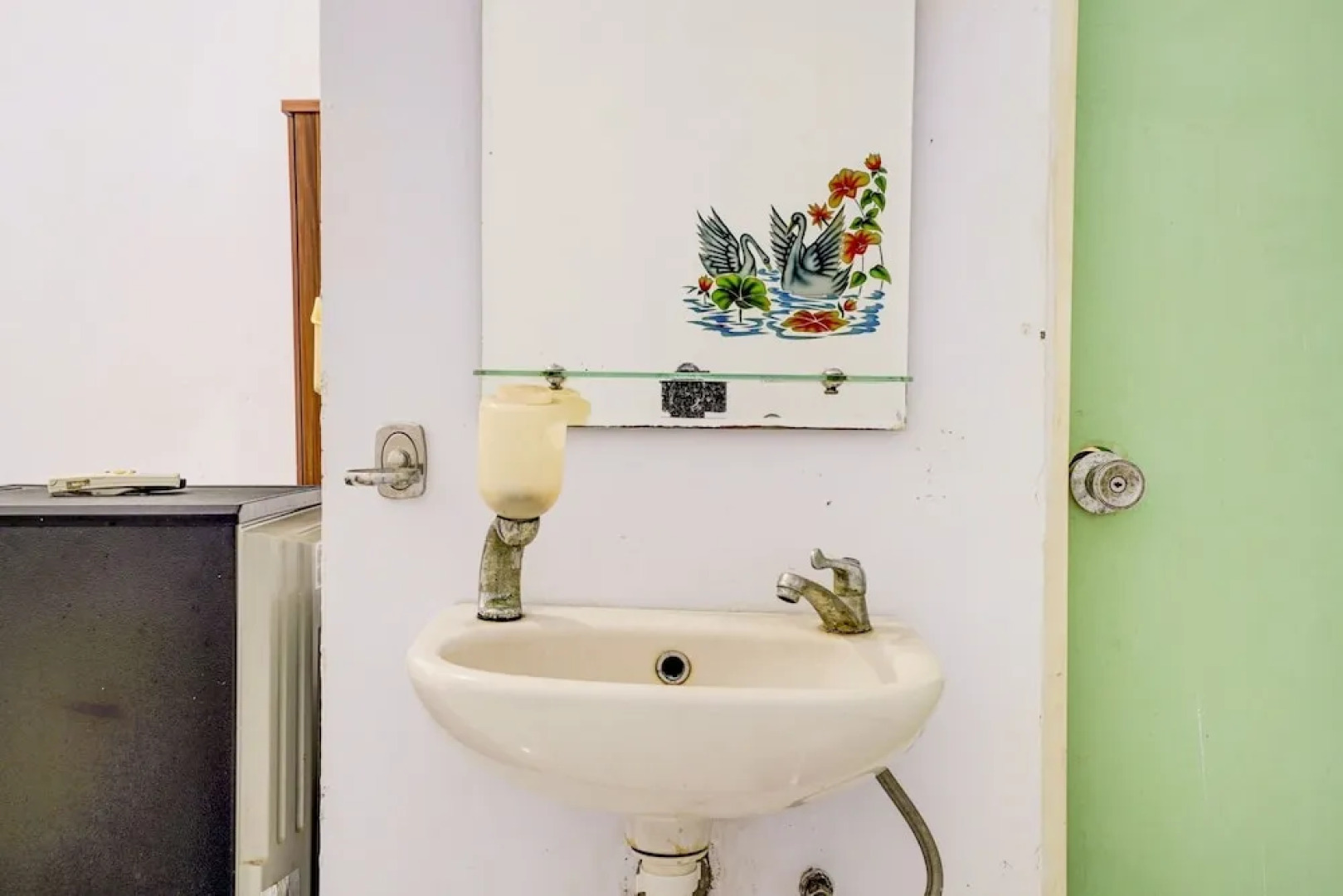 Diamond Hotel by OYO