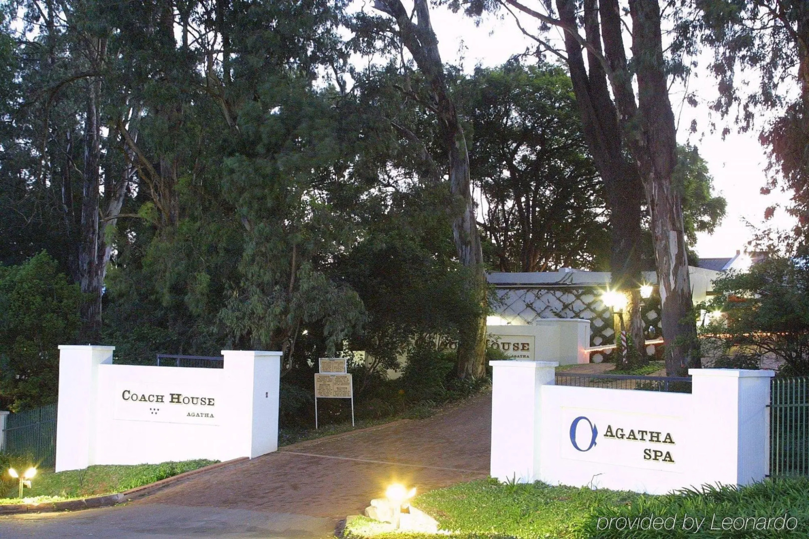 Coach House Hotel & Spa