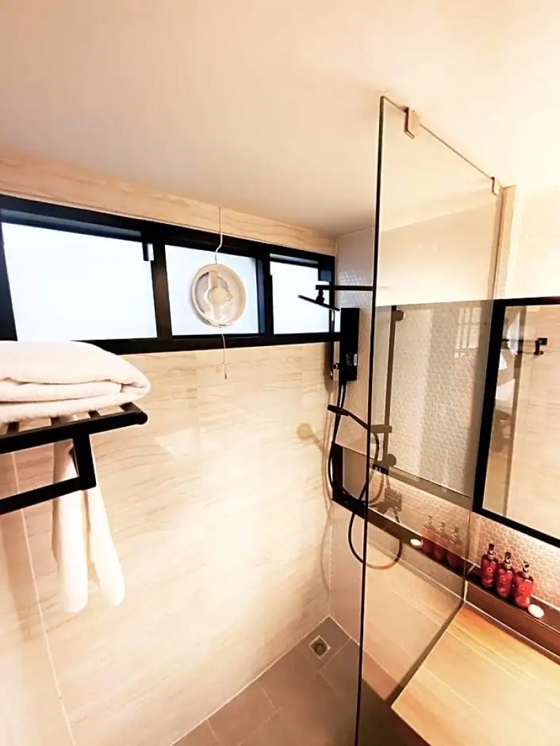 The Gold Living Life