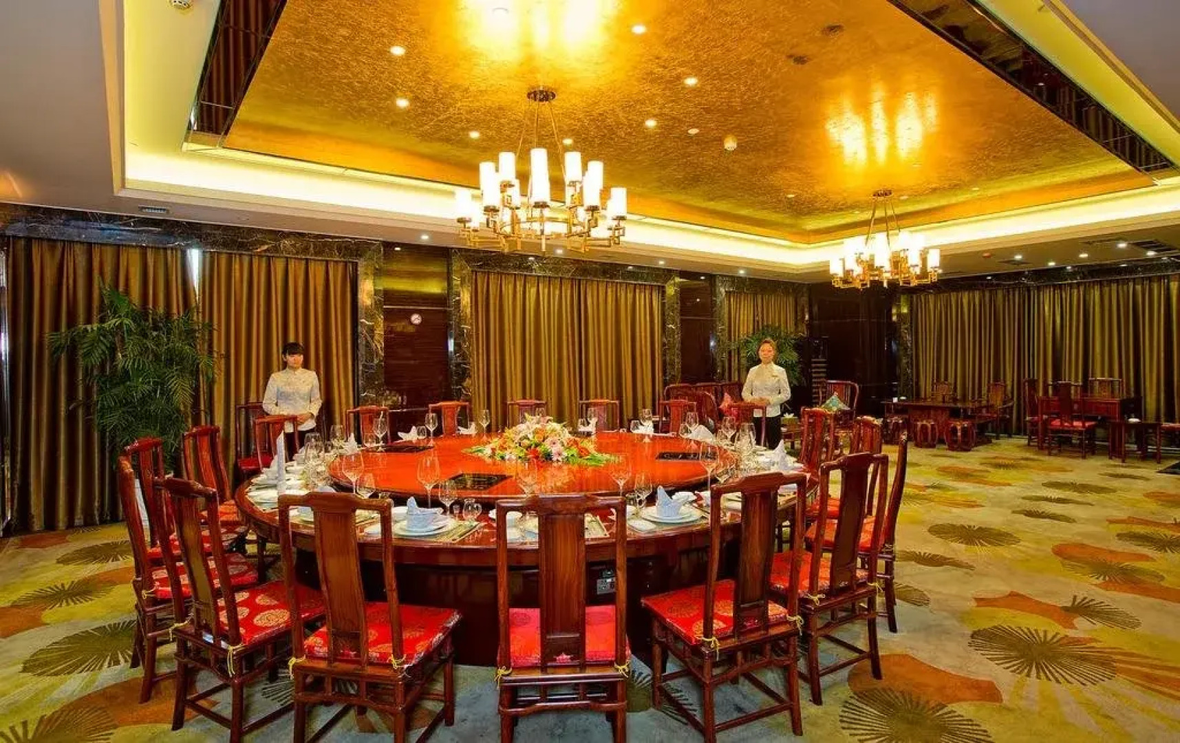 Yichang Jinshi Hotel