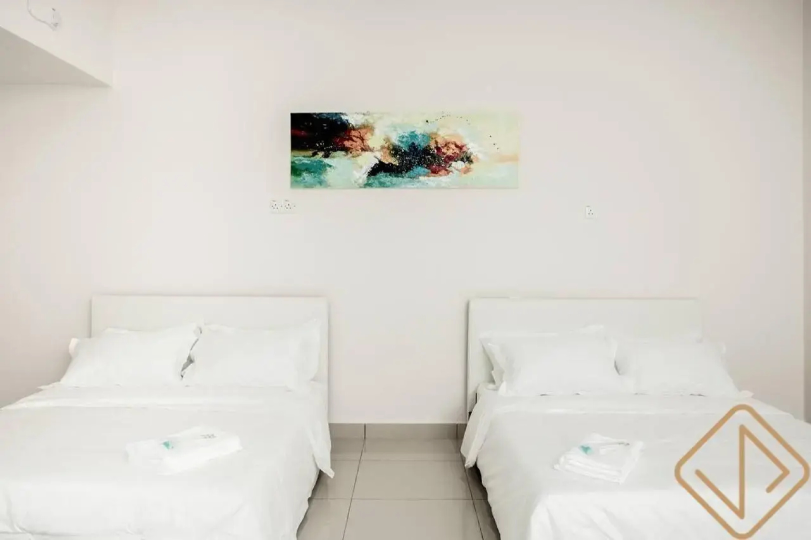 Ipoh Luxury Suites by Verve (18 Pax) EECH16