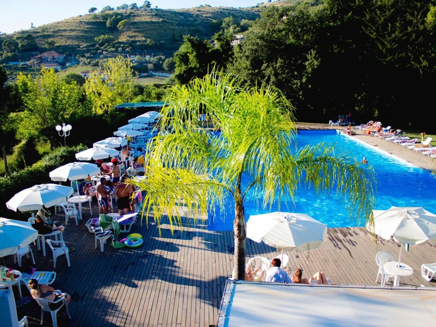 Spacious Apartment in the Hills in a Nature Park