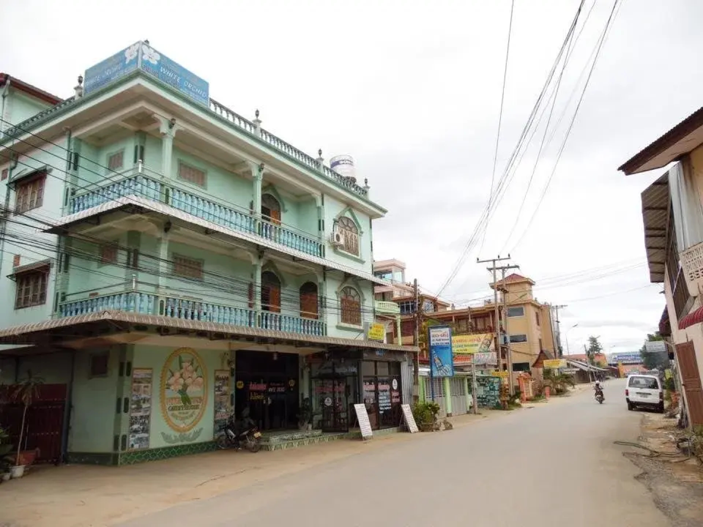 White Orchid Guesthouse