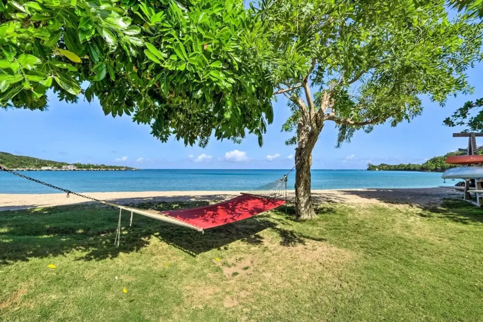 Oceanfront 'majestic Beach House' w/ Gym + Pool!