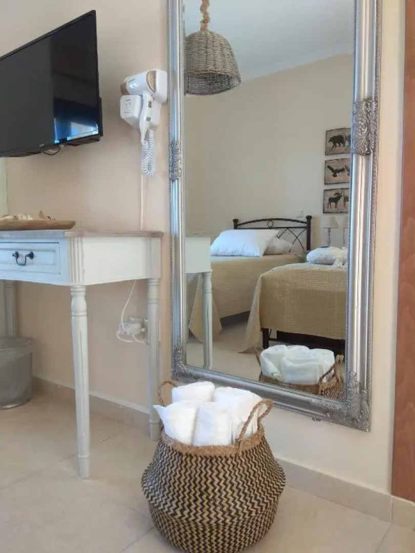 Sunsise Beauty by Zavolas Family - Limni Z3