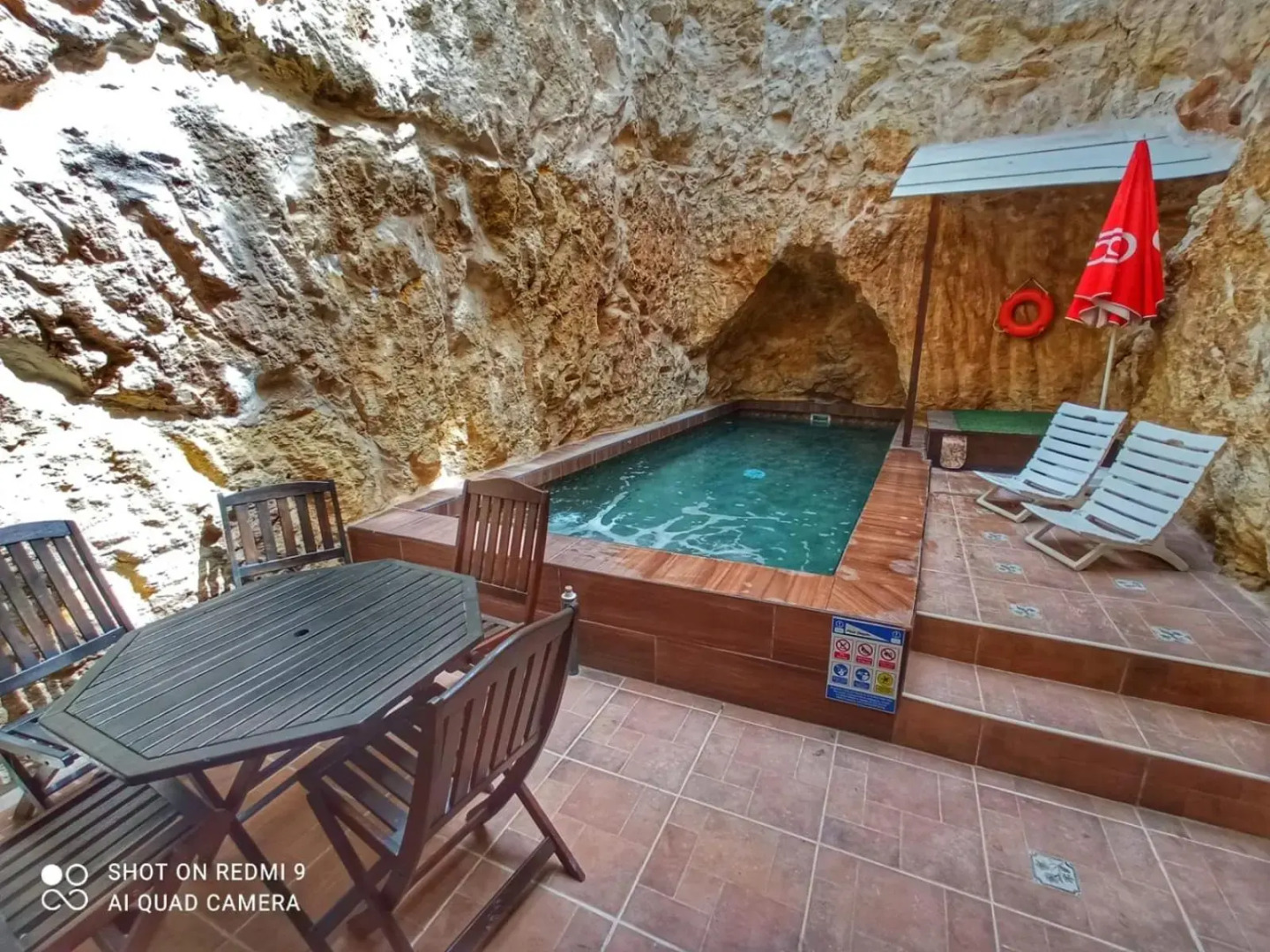 Town House with Private Pool in Village Centre