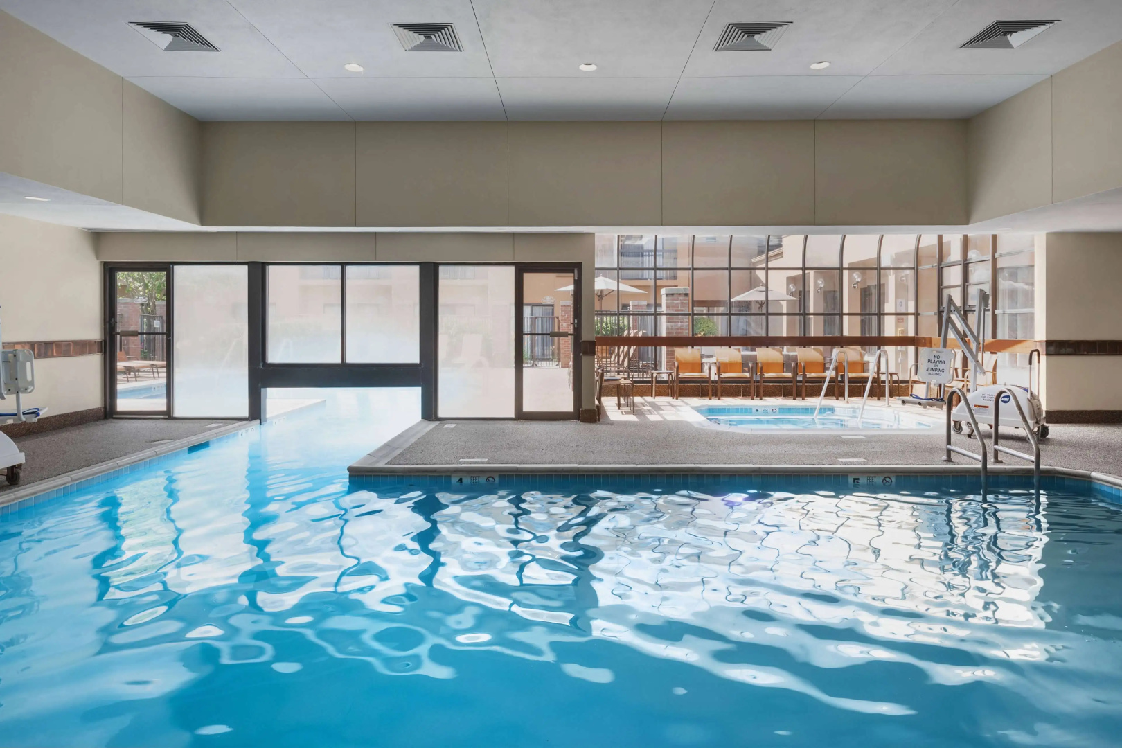 Sonesta Select Newport Middletown Hotel
