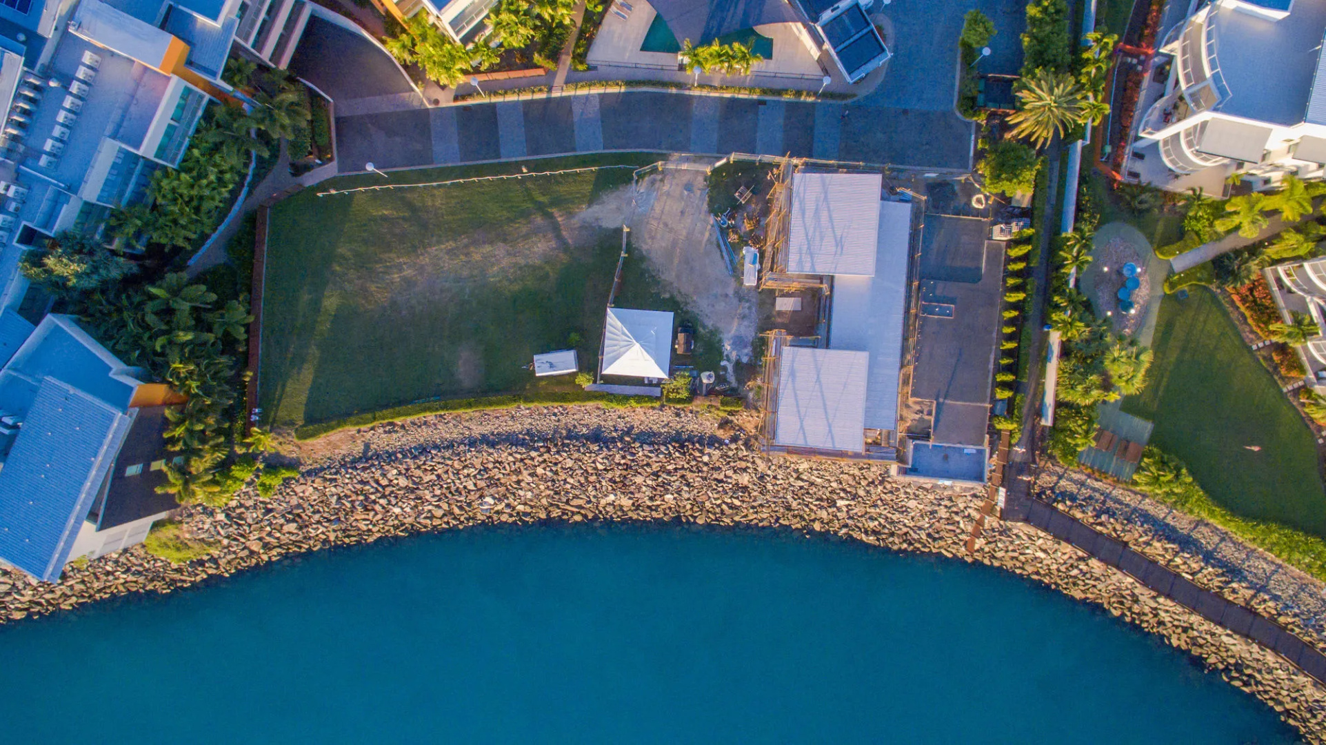 Peninsula Airlie Beach