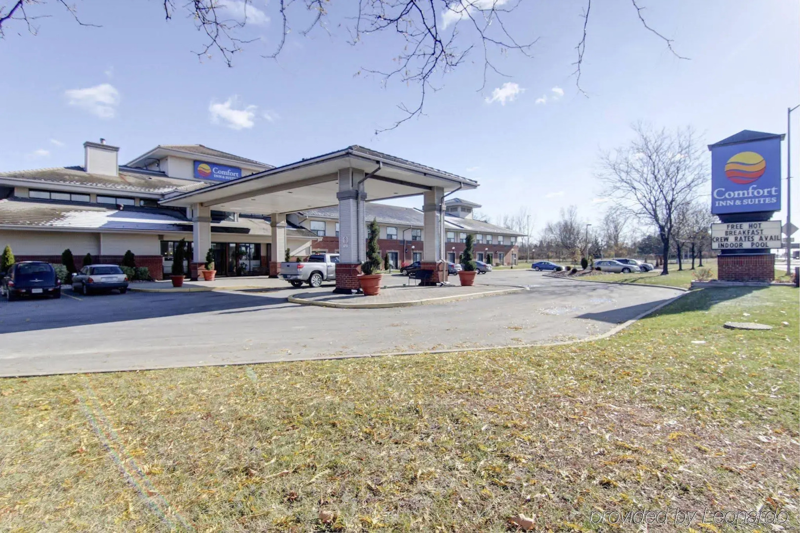 Comfort Inn & Suites Ambassador Bridge