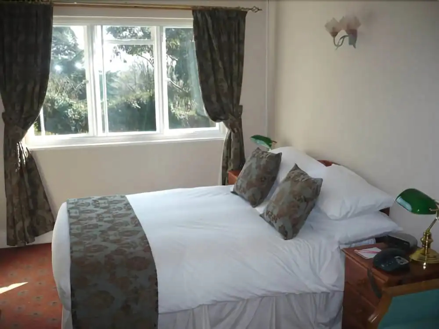 Ash House Hotel