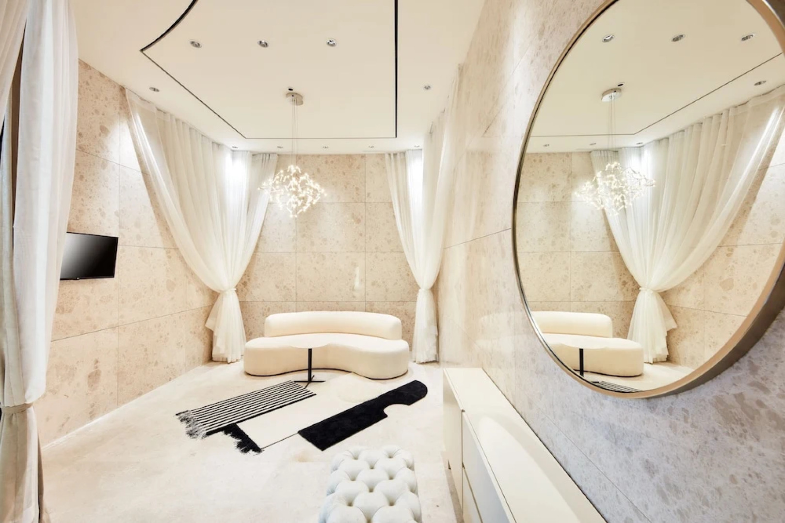 Renebleu by Sol Beach