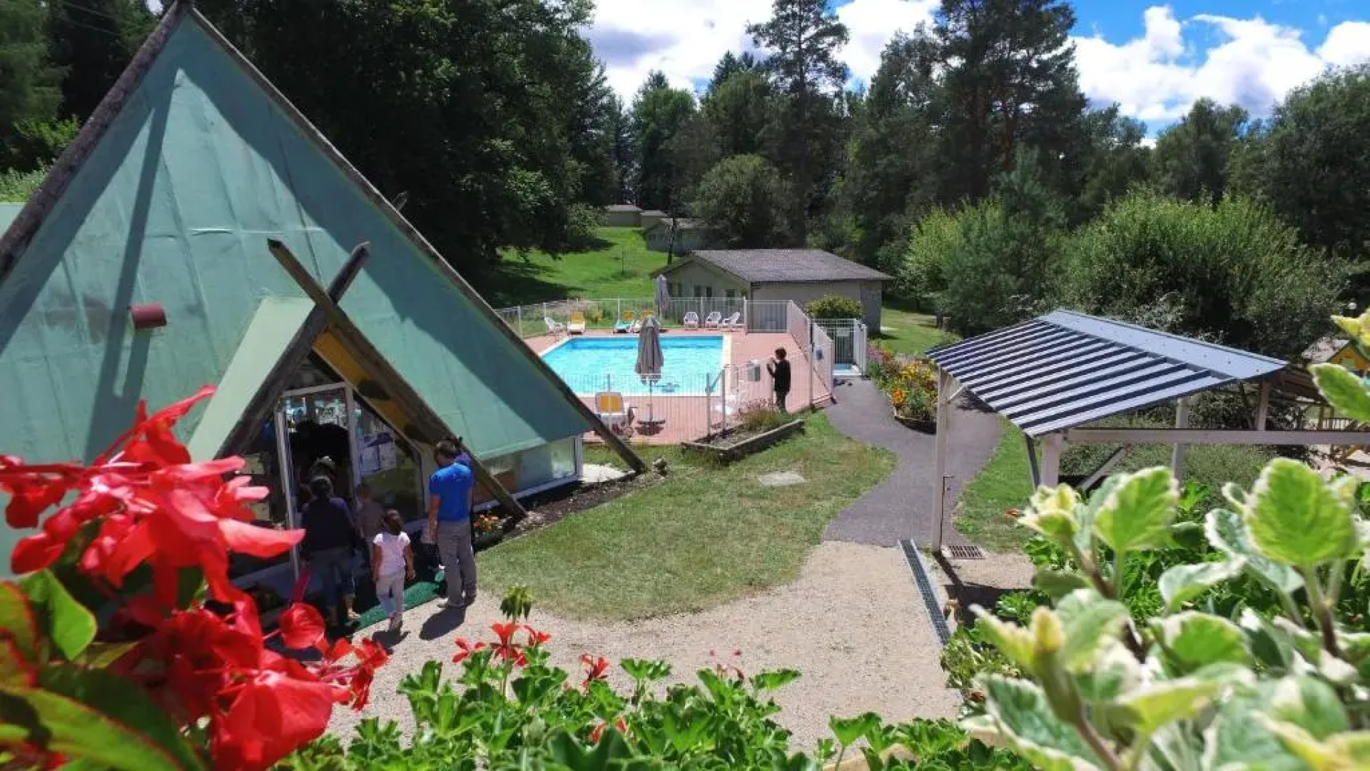 VVF Club Essentiel Les Gorges De Haute Dordogne Neuvic Le Lac