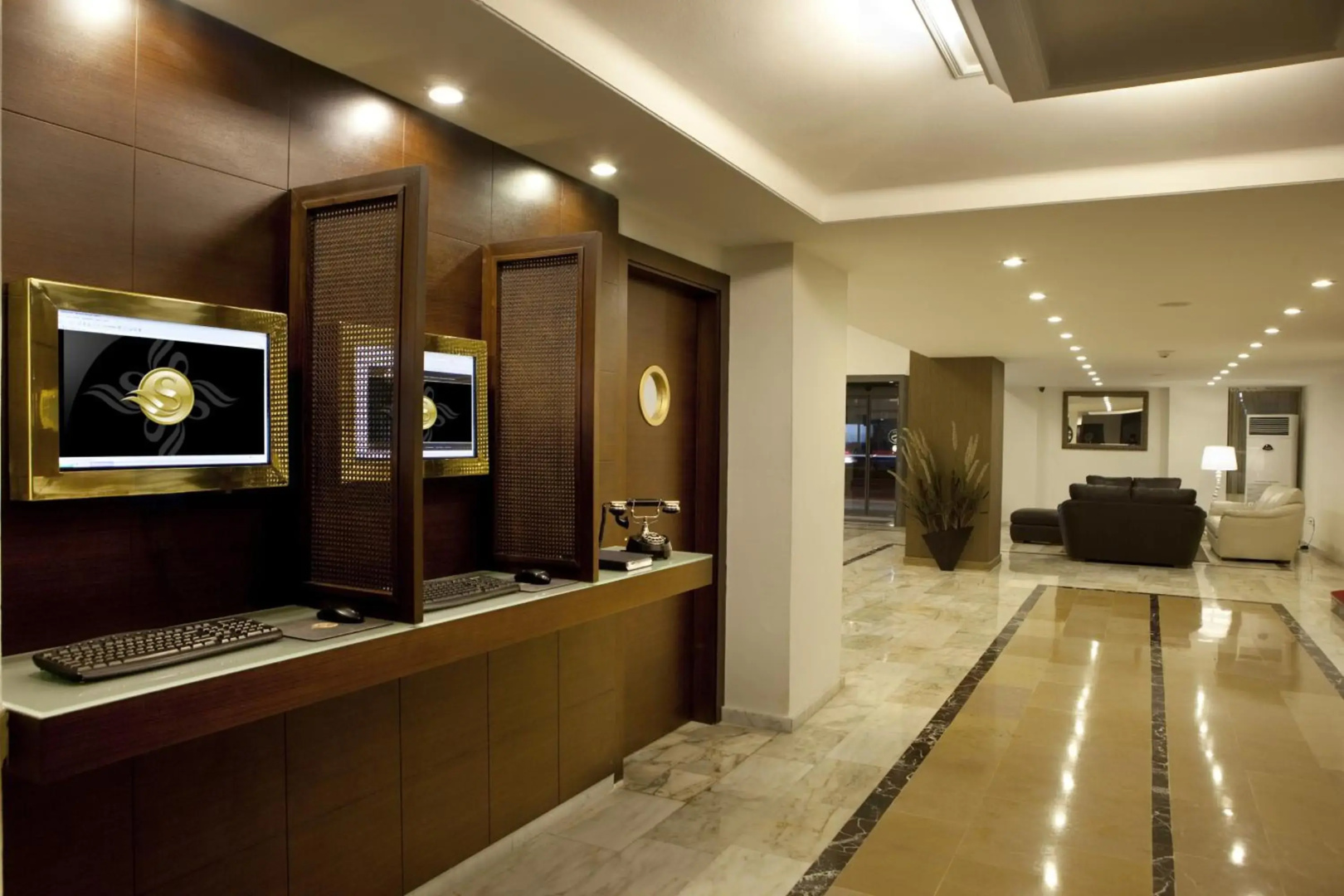 Susuzlu Atlantis Hotel