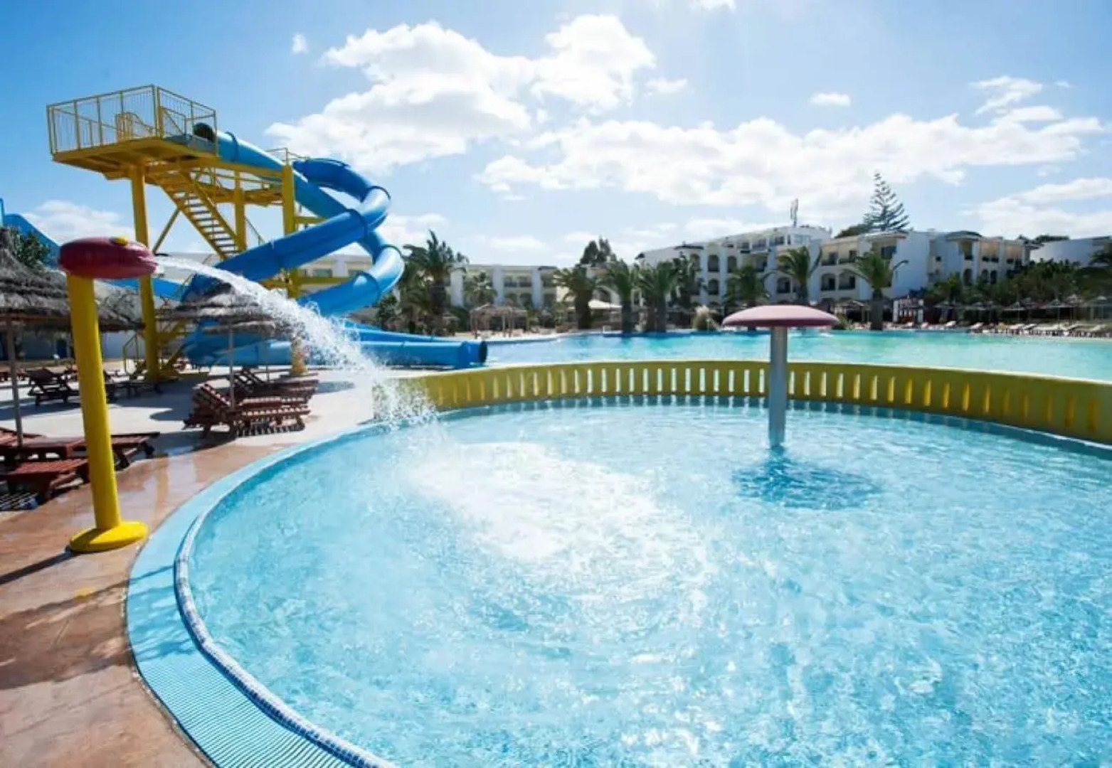 Soviva Resort - Families Only