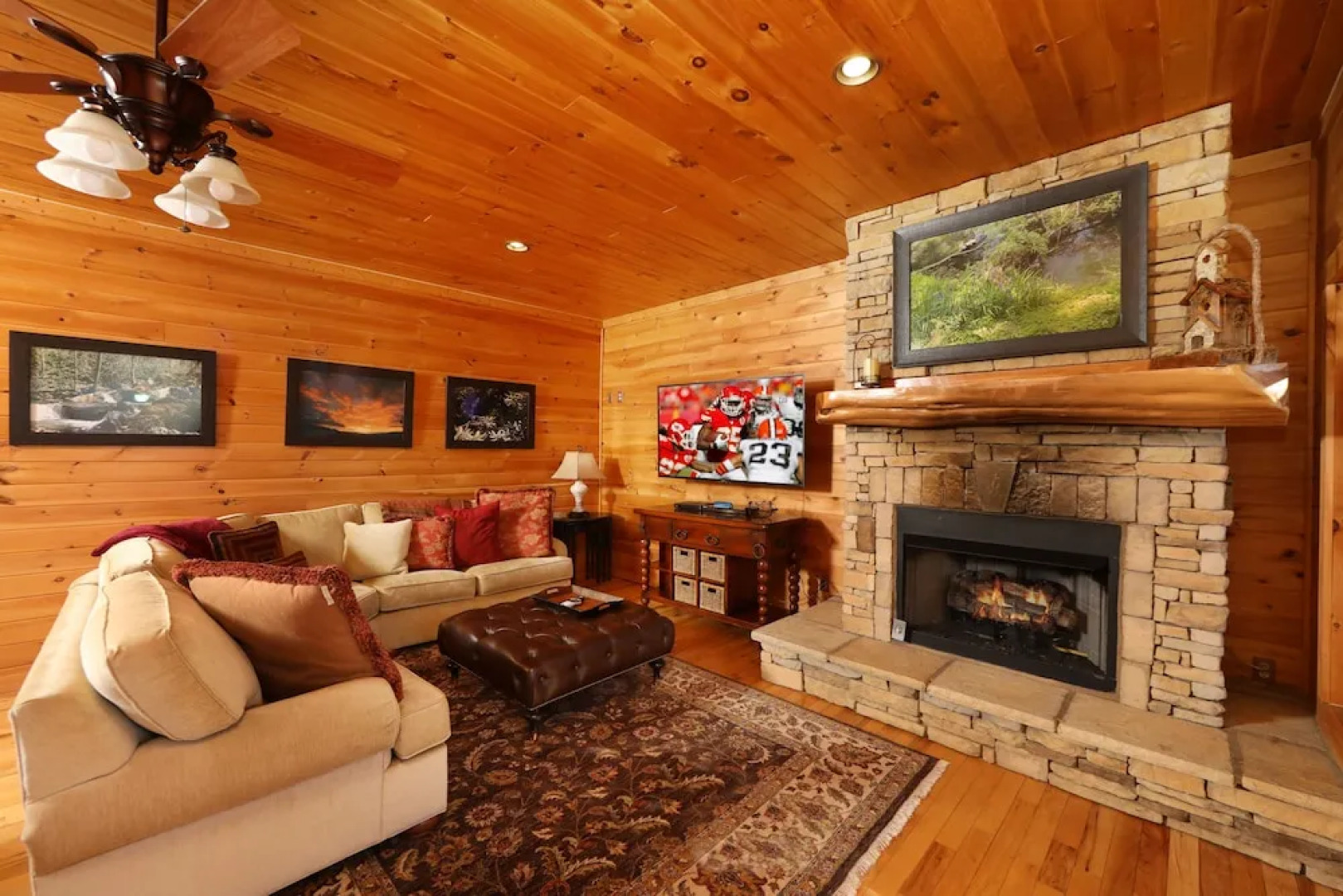 Grampy Camp Lodge at Gatlinburg