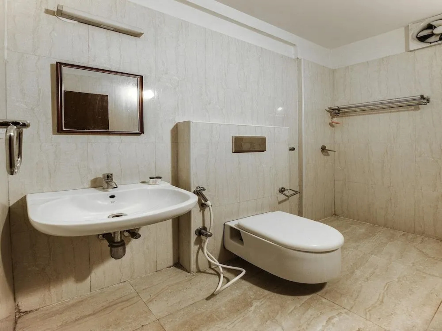 OYO 43665 Purple Resort