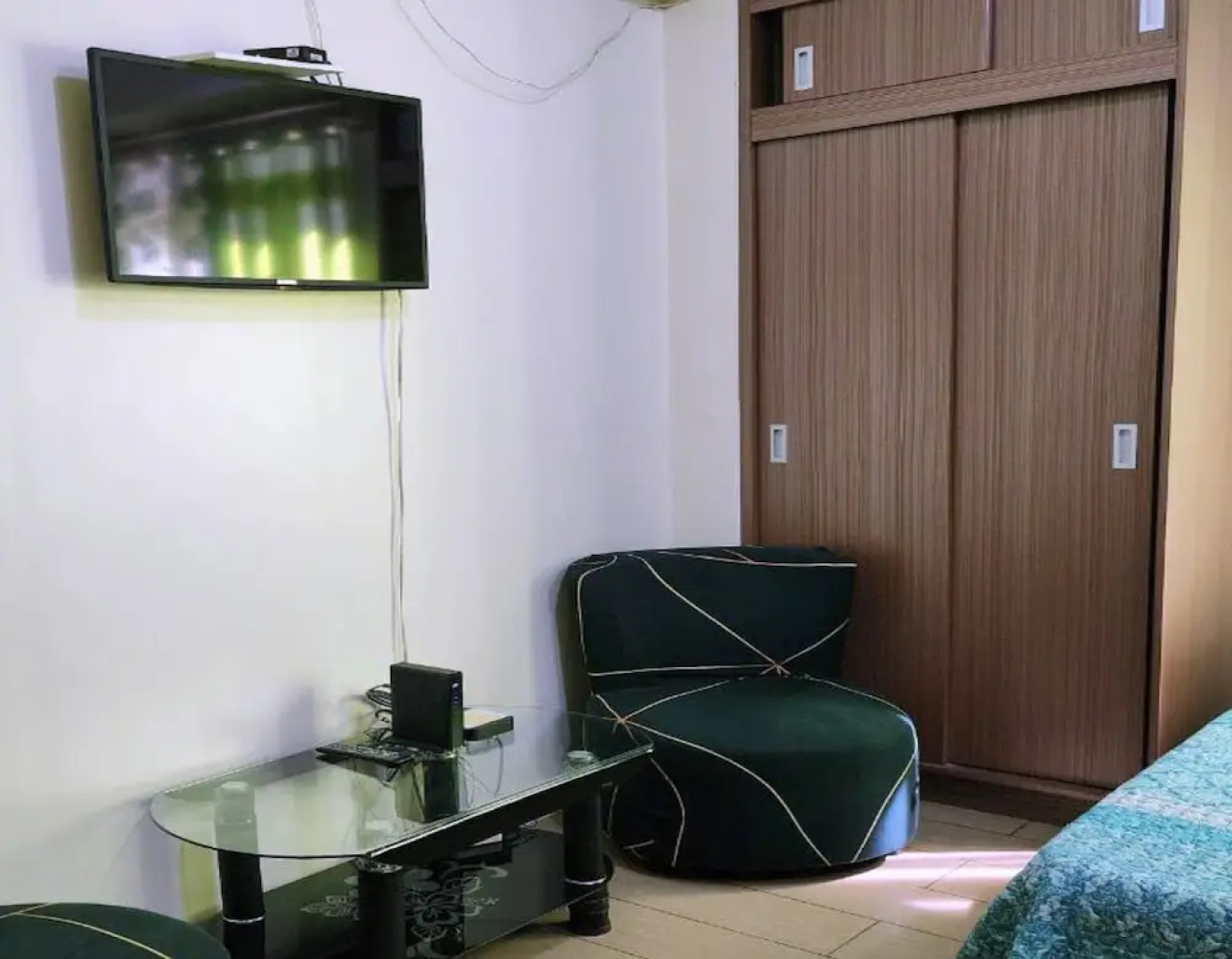 Tess and Tessha Condotel near T3 Airport