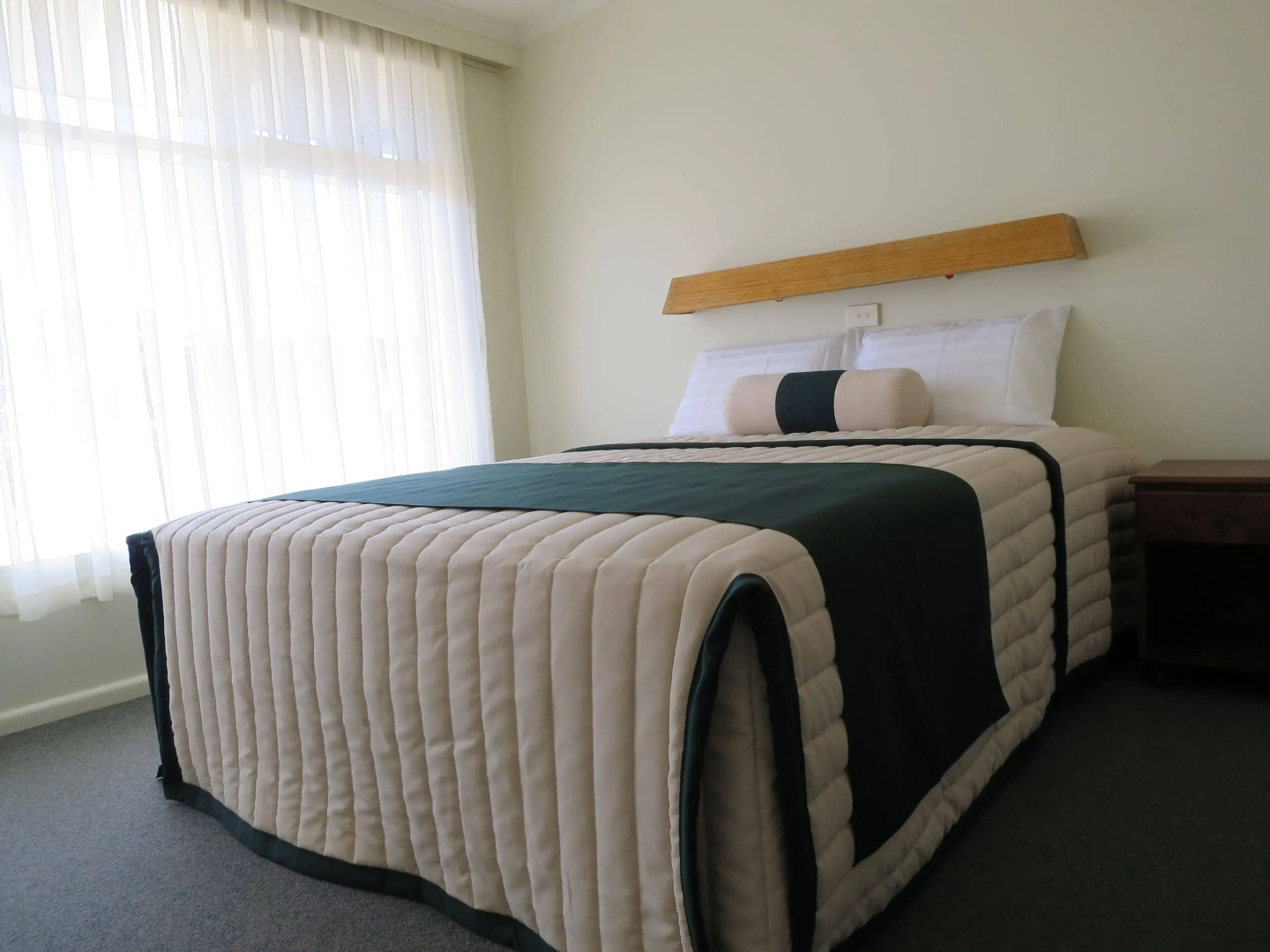 Shifting Sands Motel